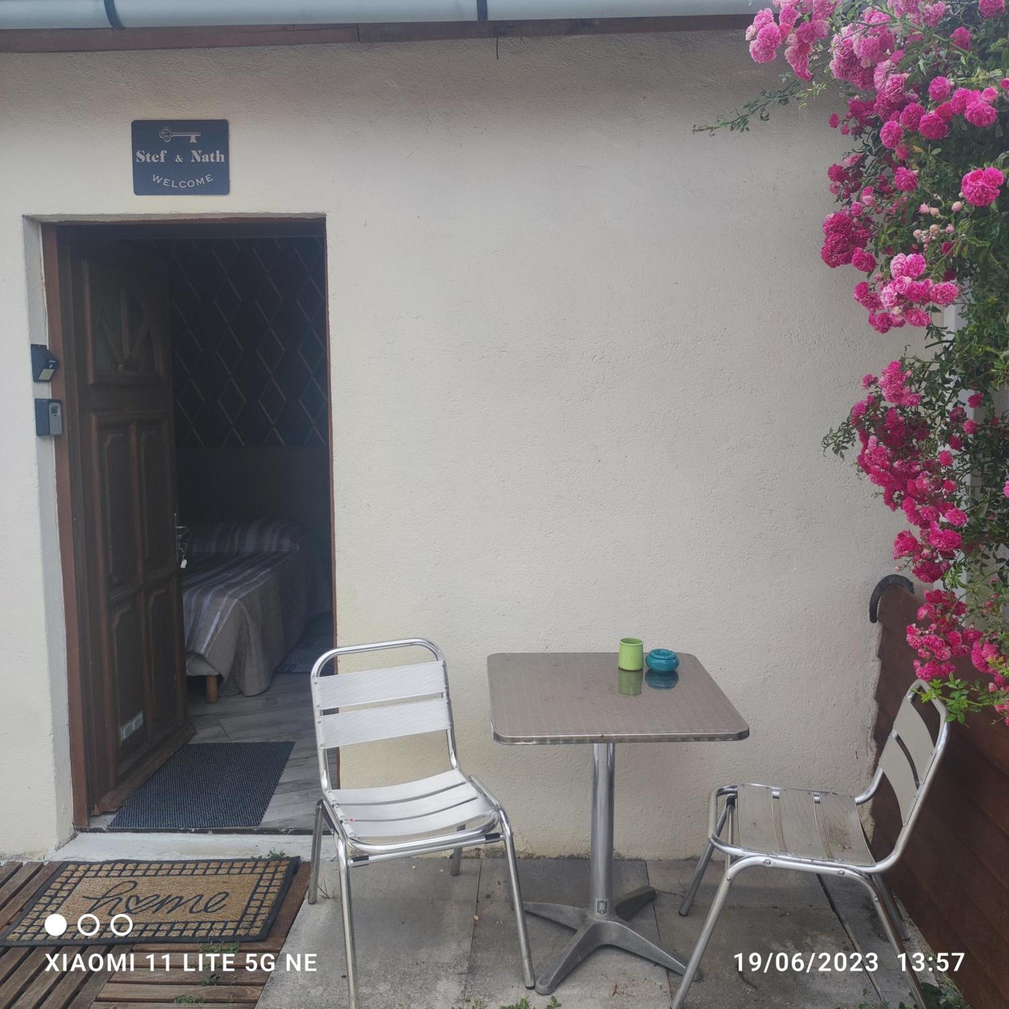 Tranquillite & Independance Au Coeur De La Sologne Guest House ลามอต-เบอวรง ภายนอก รูปภาพ